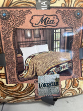 Load image into Gallery viewer, MIA Blankets
