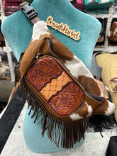 Load image into Gallery viewer, Cowhide &amp; Leather Fanny Bum Sling Bags
