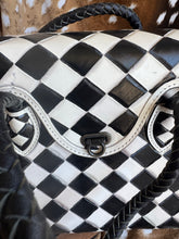 Load image into Gallery viewer, Beautiful Checkered Should &amp; Crossbody Purse
