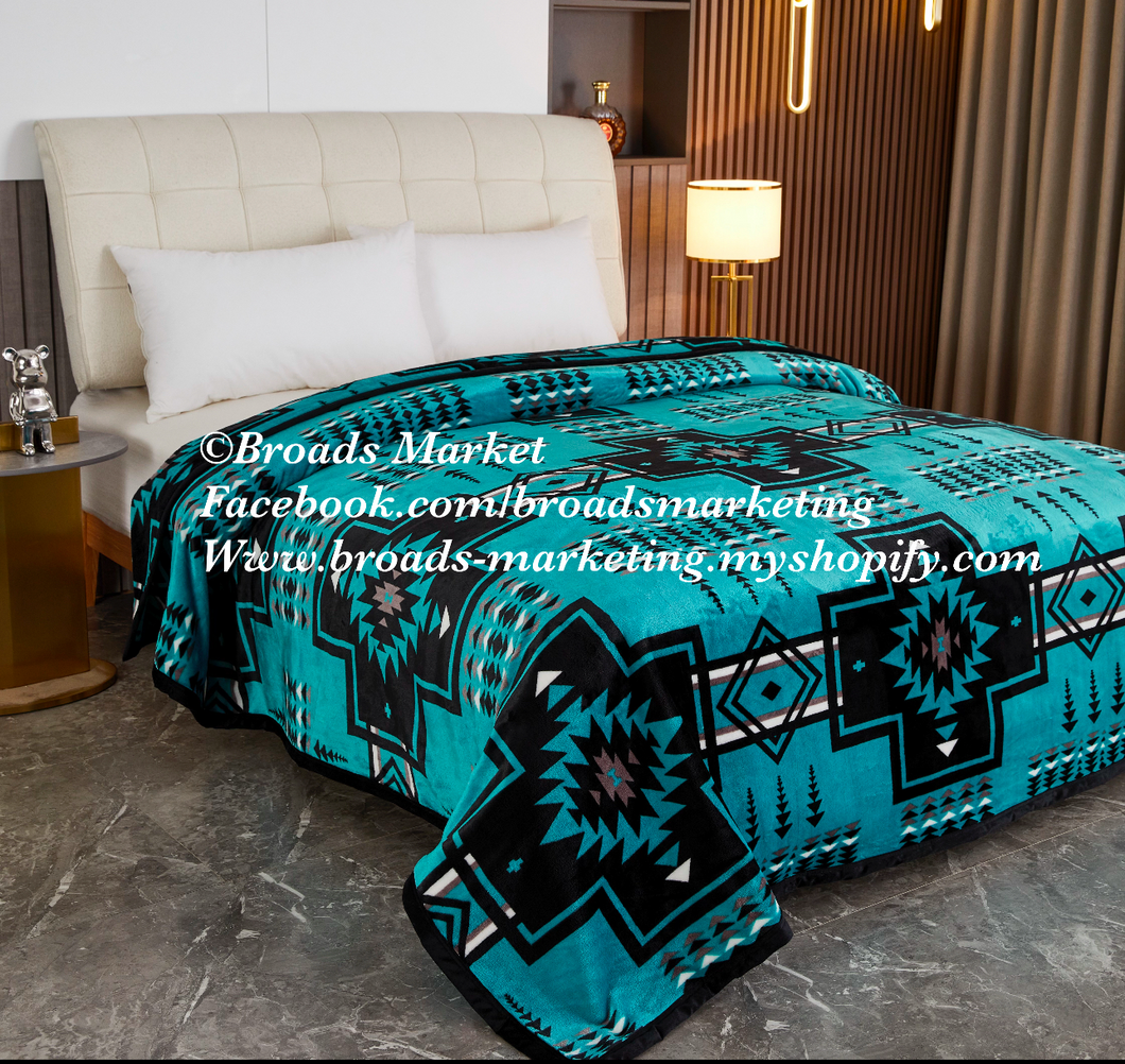 Danny Turquoise Super Plush Blanket
