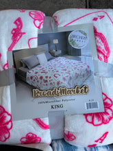 Load image into Gallery viewer, Pink Vegas Cards Super Plush Blanket
