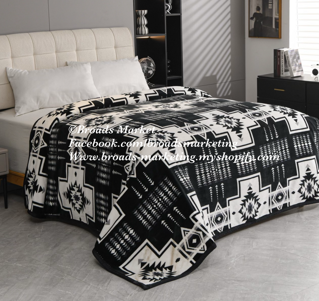 Donny Black & White Aztec Super Plush Blanket