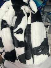 Load image into Gallery viewer, Black &amp; White Checkered S51 Blanket
