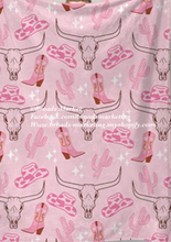 Load image into Gallery viewer, Twin Throw Blankets
