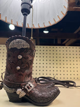 Load image into Gallery viewer, RA54094 Silver Detail Boot Lamp
