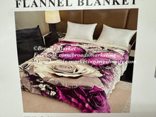 Load image into Gallery viewer, Marie Purple Butterfly S22 Blanket
