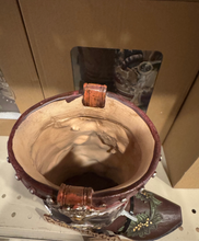 Load image into Gallery viewer, RA7359 US Eagle Boot Vase
