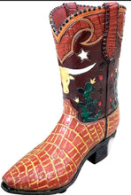 Load image into Gallery viewer, RA7155 Cowskull Crocodile Boot Vase

