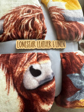 Load image into Gallery viewer, Sunflower Highland Emma S33 Plush Blanket
