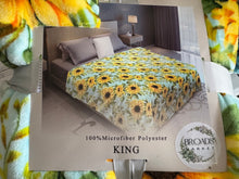 Load image into Gallery viewer, Light Blut Sunflower Super Plush Blanket
