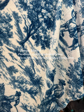 Load image into Gallery viewer, Blue Toile Western Super Plush Blanket A22
