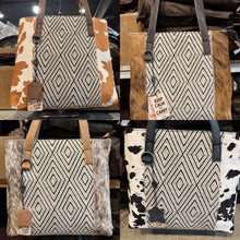 Load image into Gallery viewer, BA1266 White &amp; Black Diamond Aztec Handbag
