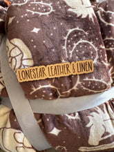 Load image into Gallery viewer, Luke Brown Western Cowboy Blanket
