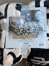 Load image into Gallery viewer, Checkered Cowboy Blanket A21
