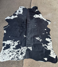 Load image into Gallery viewer, Black &amp; White Splatter Cowhide Rug 51x43”
