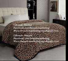 Load image into Gallery viewer, Leopard Super Plush Blanket
