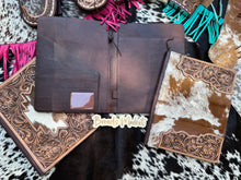 Load image into Gallery viewer, Tooled Cowhide Planner Portfolios
