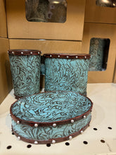 Load image into Gallery viewer, Turquoise Tooled 3 Piece Bathroom Set
