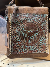 Load image into Gallery viewer, Cowskull Tooled Leather Crossbody Purse
