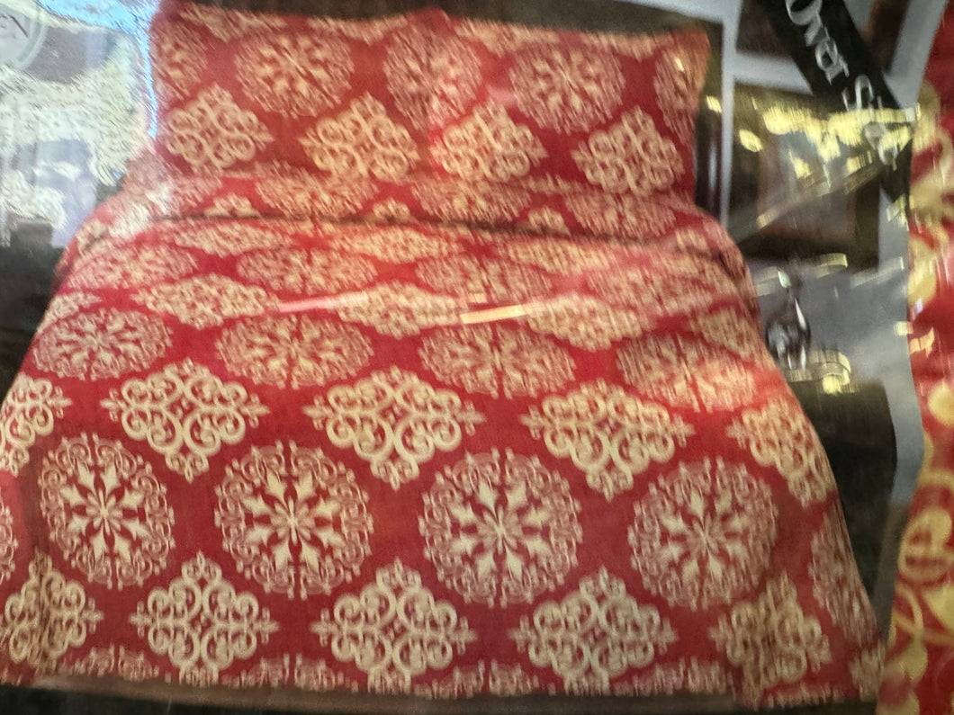 Red & Gold Damask Bedding Set