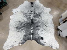 Load image into Gallery viewer, Black &amp; White Salt &amp; Pepper Cowhide Rug
