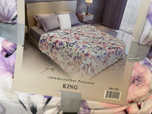 Load image into Gallery viewer, Mina Butterly SW130 Super Plush Microfiber Super Plush Blanket
