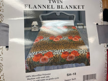 Load image into Gallery viewer, Twin Cheetah Leopard Rose Blanket
