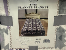 Load image into Gallery viewer, Twin Super Plush Aztec Blankets
