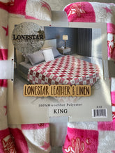 Load image into Gallery viewer, Pink Checkered Super Plush Blanket
