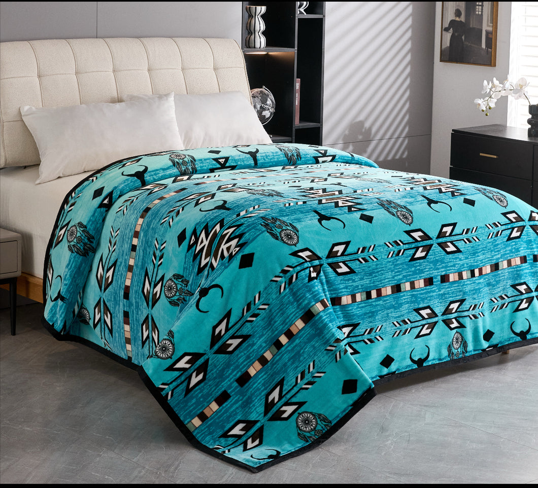 Caya Blue Aztec Super Plush Blanket