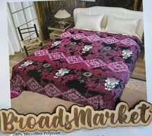 Load image into Gallery viewer, Tiffany Pink Aztec Super Plush Blanket S6
