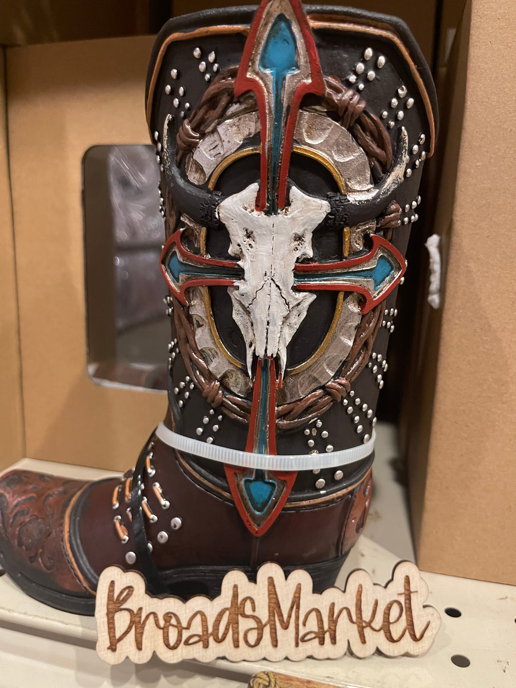 Cowskull Cross Arrow Boot Vase