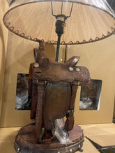 Load image into Gallery viewer, Saddle Lamp
