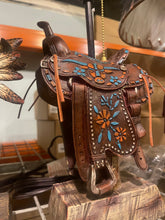 Load image into Gallery viewer, Mosaic Western Saddle Lamp
