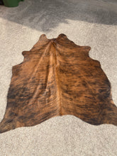 Load image into Gallery viewer, Beautiful Brindle 5 Foot Cowhide Rug
