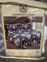 Load image into Gallery viewer, Navy Beige Southwestern Bedding Set
