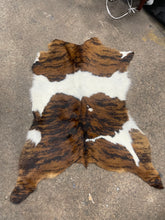 Load image into Gallery viewer, Tricolor Brindle Calf Cowhide Rugs
