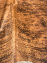 Load image into Gallery viewer, Beautiful Brindle 5 Foot Cowhide Rug
