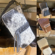 Load image into Gallery viewer, Braided Cowhide Wristlet Wallet
