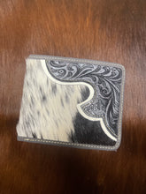 Load image into Gallery viewer, Cowhide Leather Bifold Wallets
